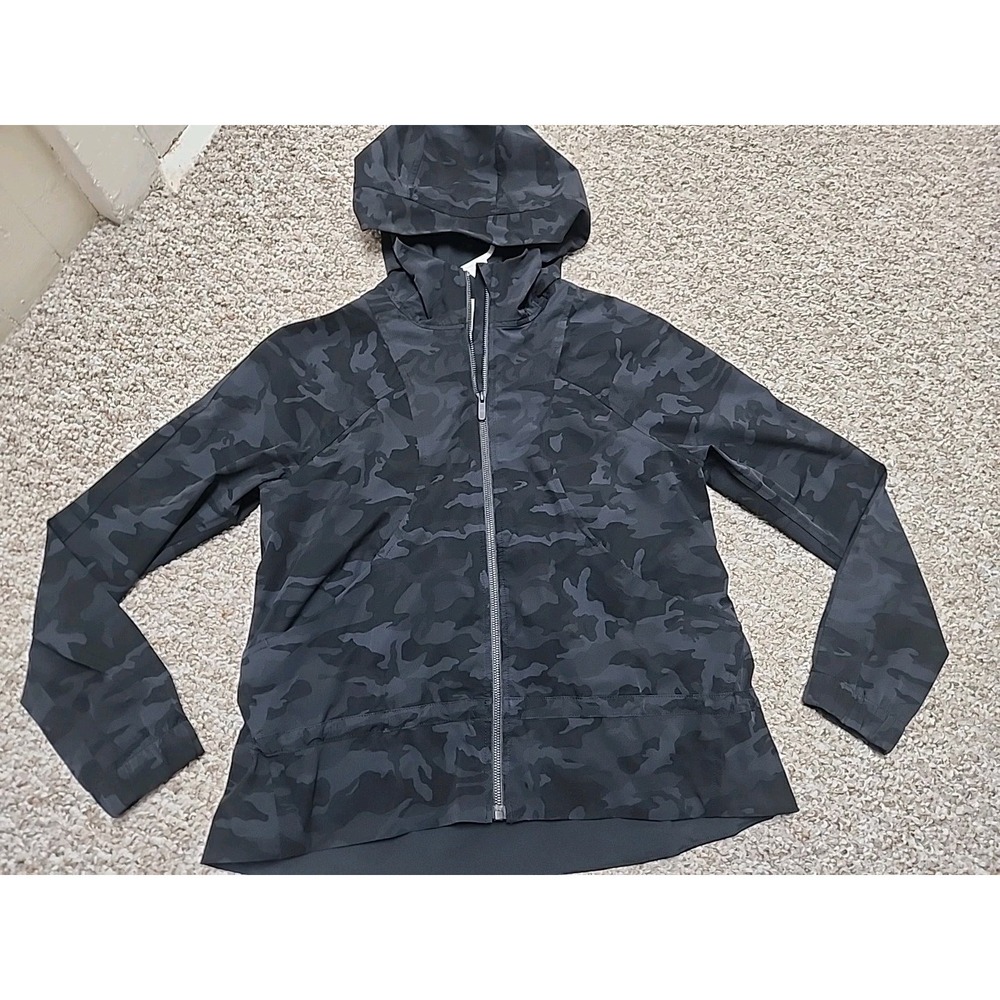 Lululemon Hooded Windbreaker Jacket Heritage 365‎ Camo Deep Coal Multi Size 4
